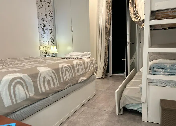 Проживание в семье Magnifica *